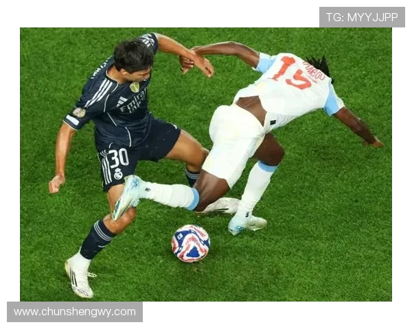 布努神扑 + 温情拥抱！皇马 1-1 利雅得新月，世俱杯见证传奇瞬间